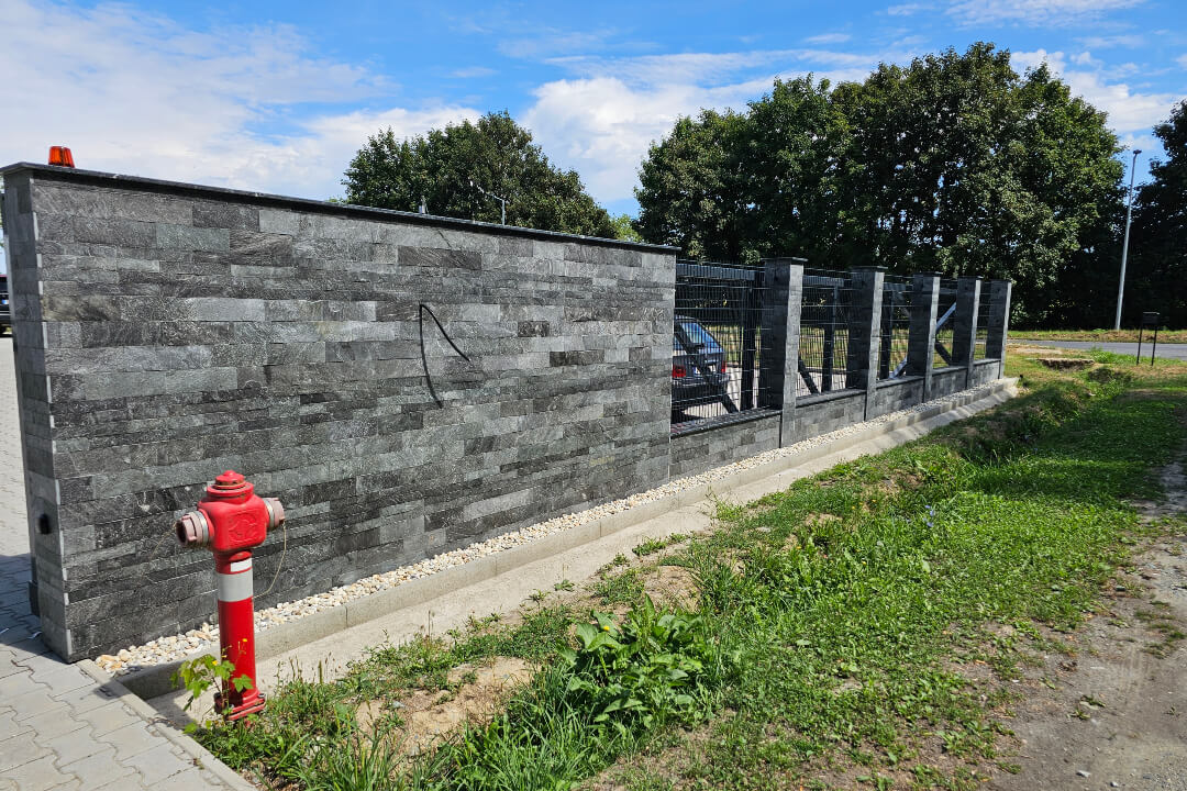 Orient Antracit Kvarcit Kőburkolat