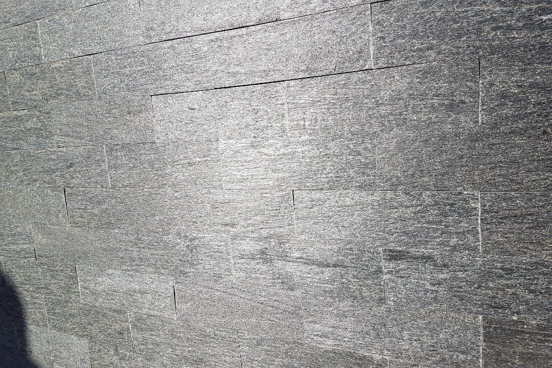 Verde Alpi Serpentino Kőburkolat 10x31 cm