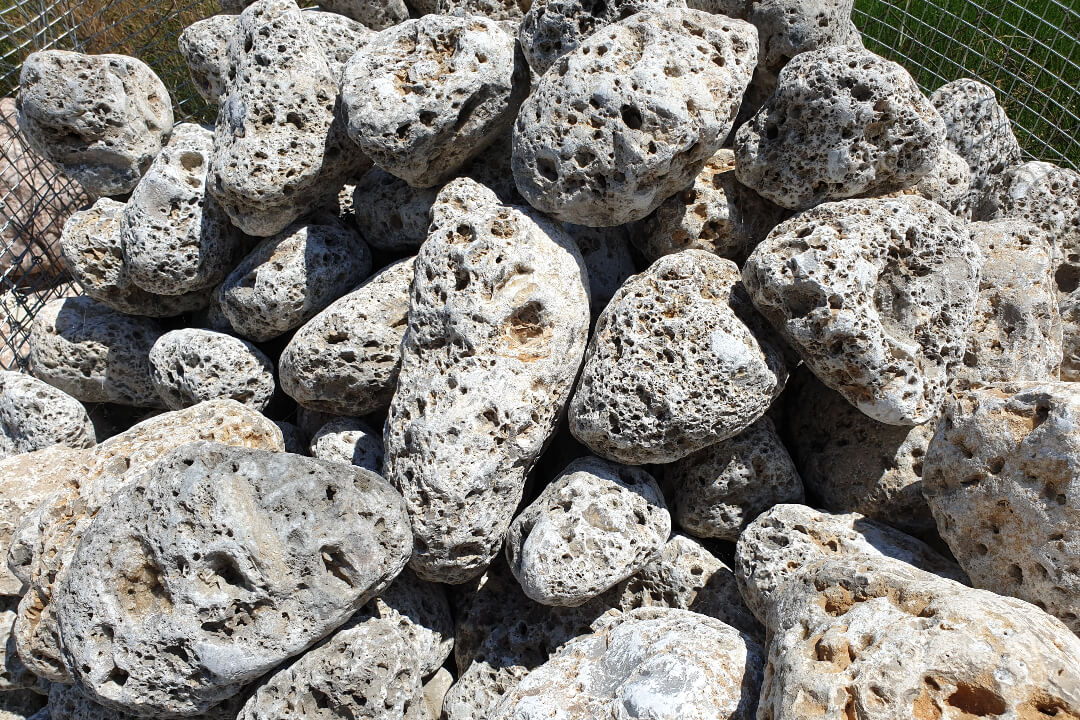 Tartaro Girgio Szürkésbézs Travertin Görgeteg 10-20 cm